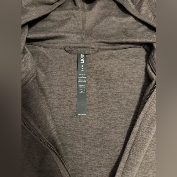 Vuori Halo Mini Front-Zip Hoodie - Picture 6 of 10